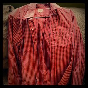 Levi’s plaid large button up